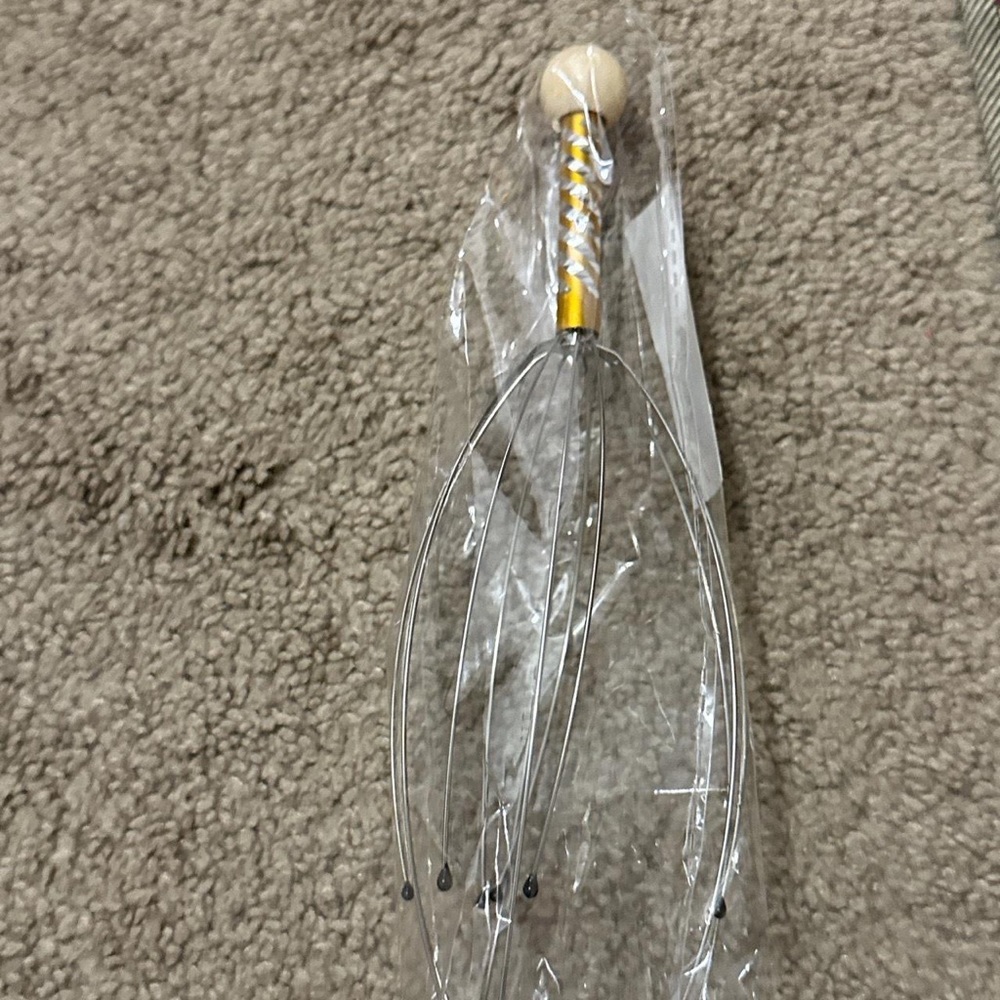 gold head massager